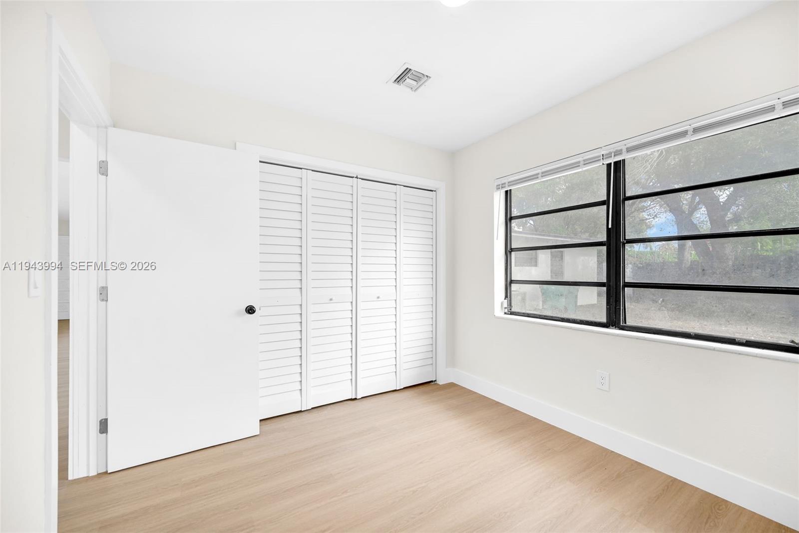 BISCAYNE COURT - Residential Income