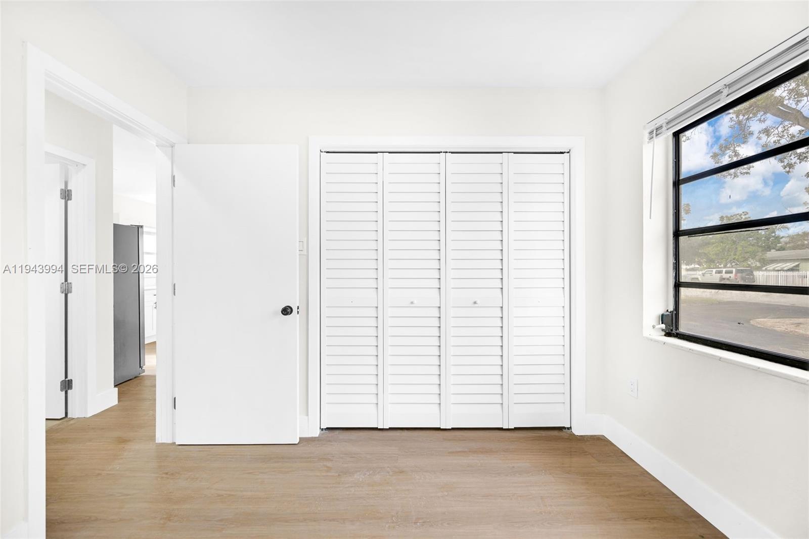 BISCAYNE COURT - Residential Income