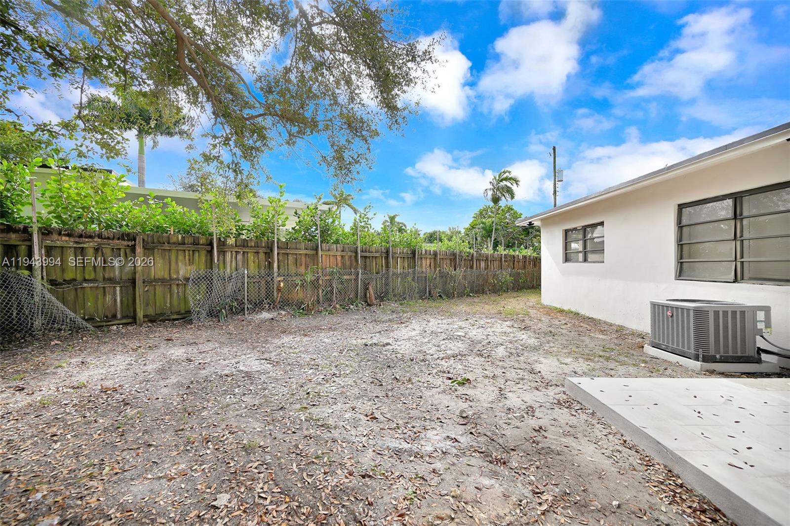 BISCAYNE COURT - Residential Income