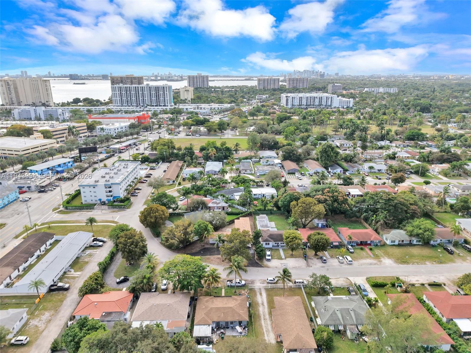 BISCAYNE COURT - Residential Income