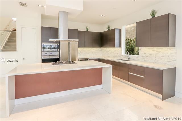 DORAL COMMONS RESIDENTIAL - Residential