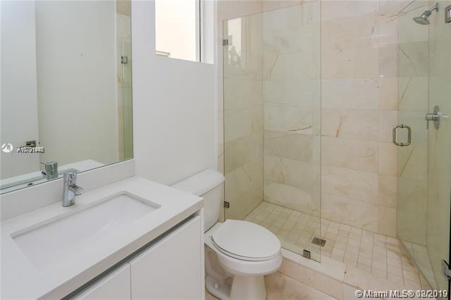 DORAL COMMONS RESIDENTIAL - Residential