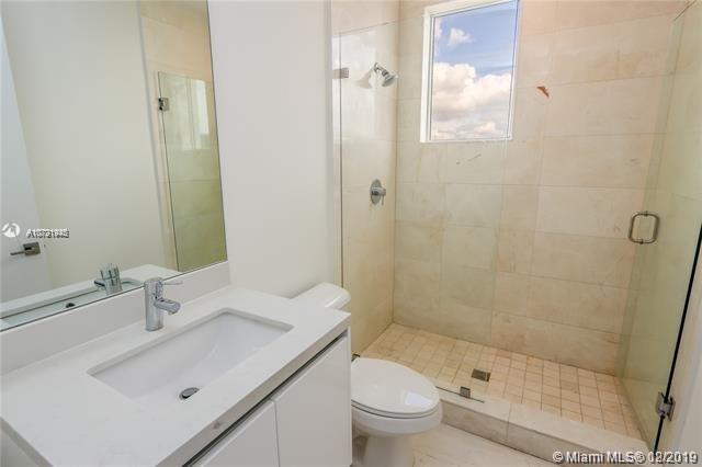 DORAL COMMONS RESIDENTIAL - Residential