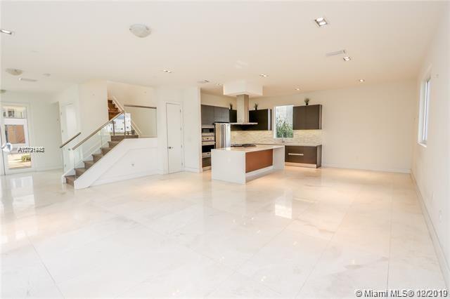 DORAL COMMONS RESIDENTIAL - Residential