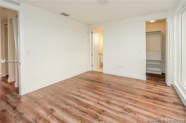 DORAL COMMONS RESIDENTIAL - Residential