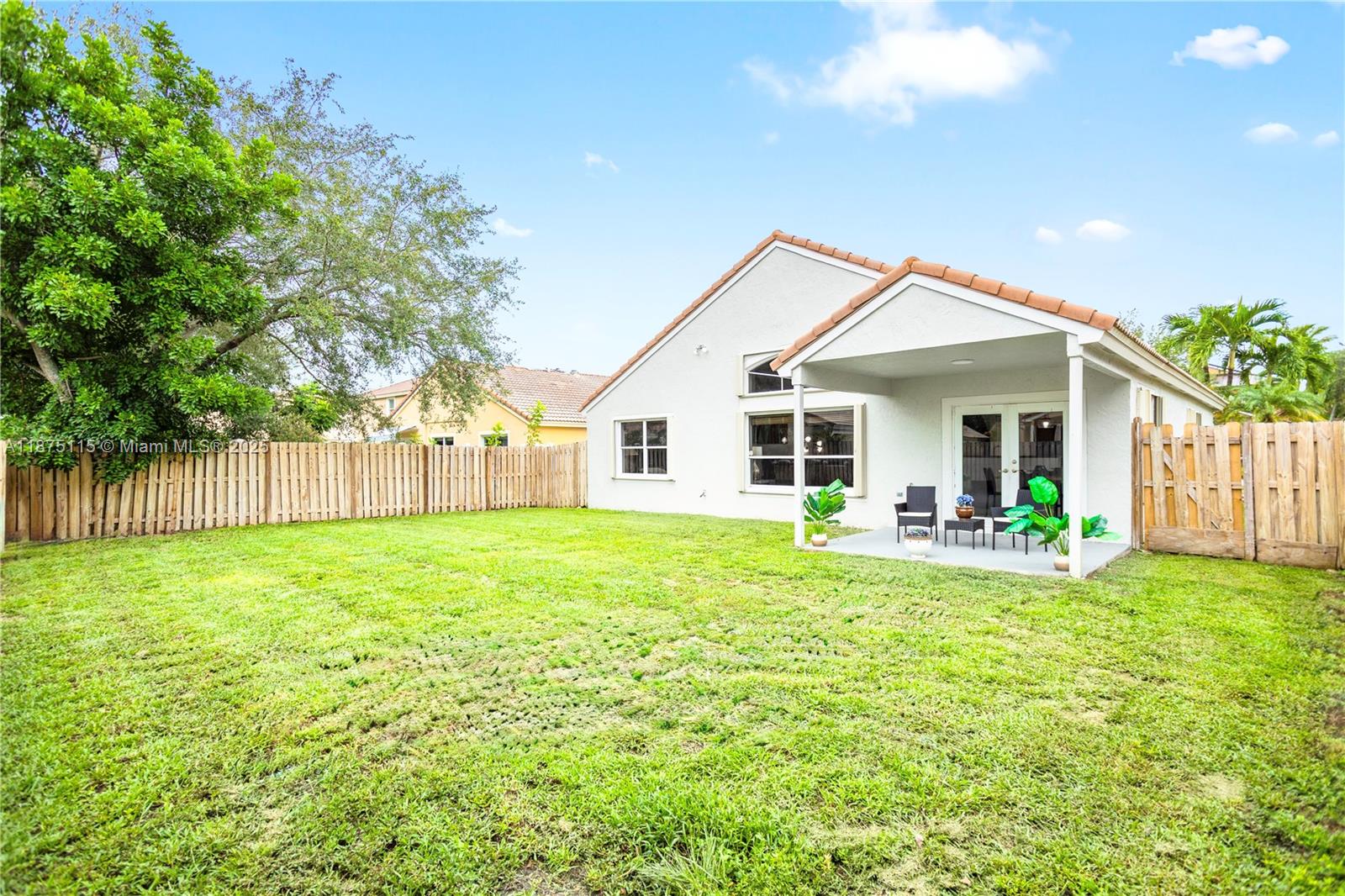 PEMBROKE FALLS 2 HERITAGE - Residential