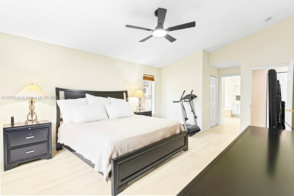 PEMBROKE FALLS 2 HERITAGE - Residential