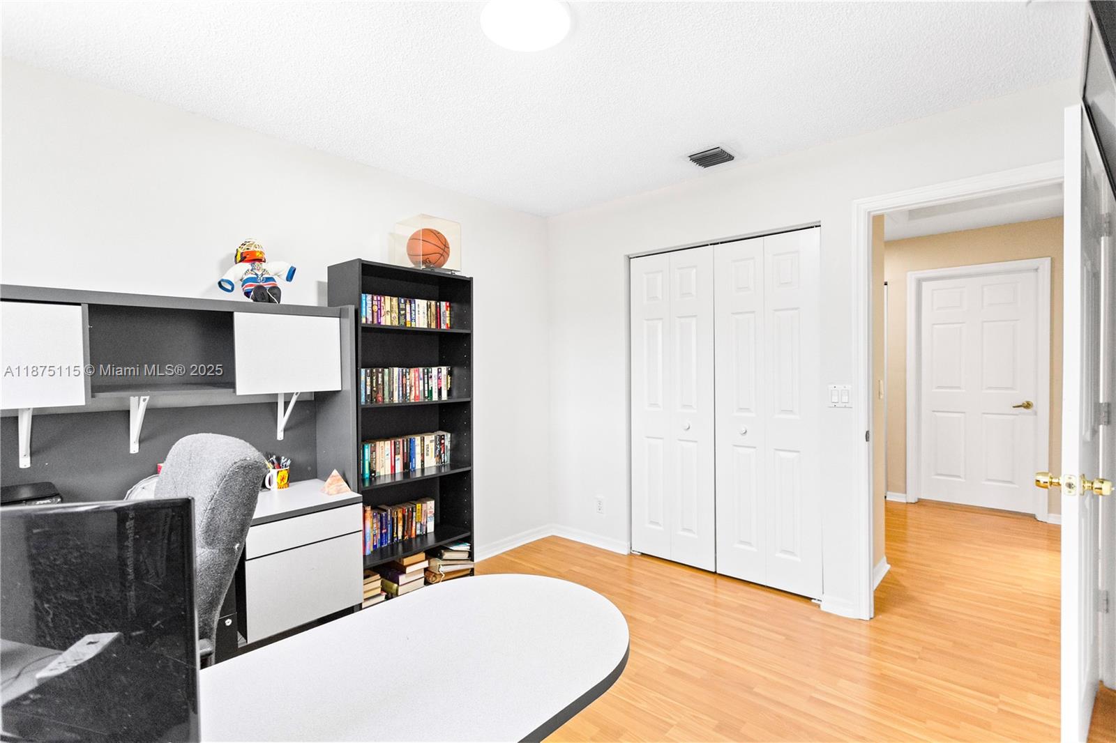 PEMBROKE FALLS 2 HERITAGE - Residential