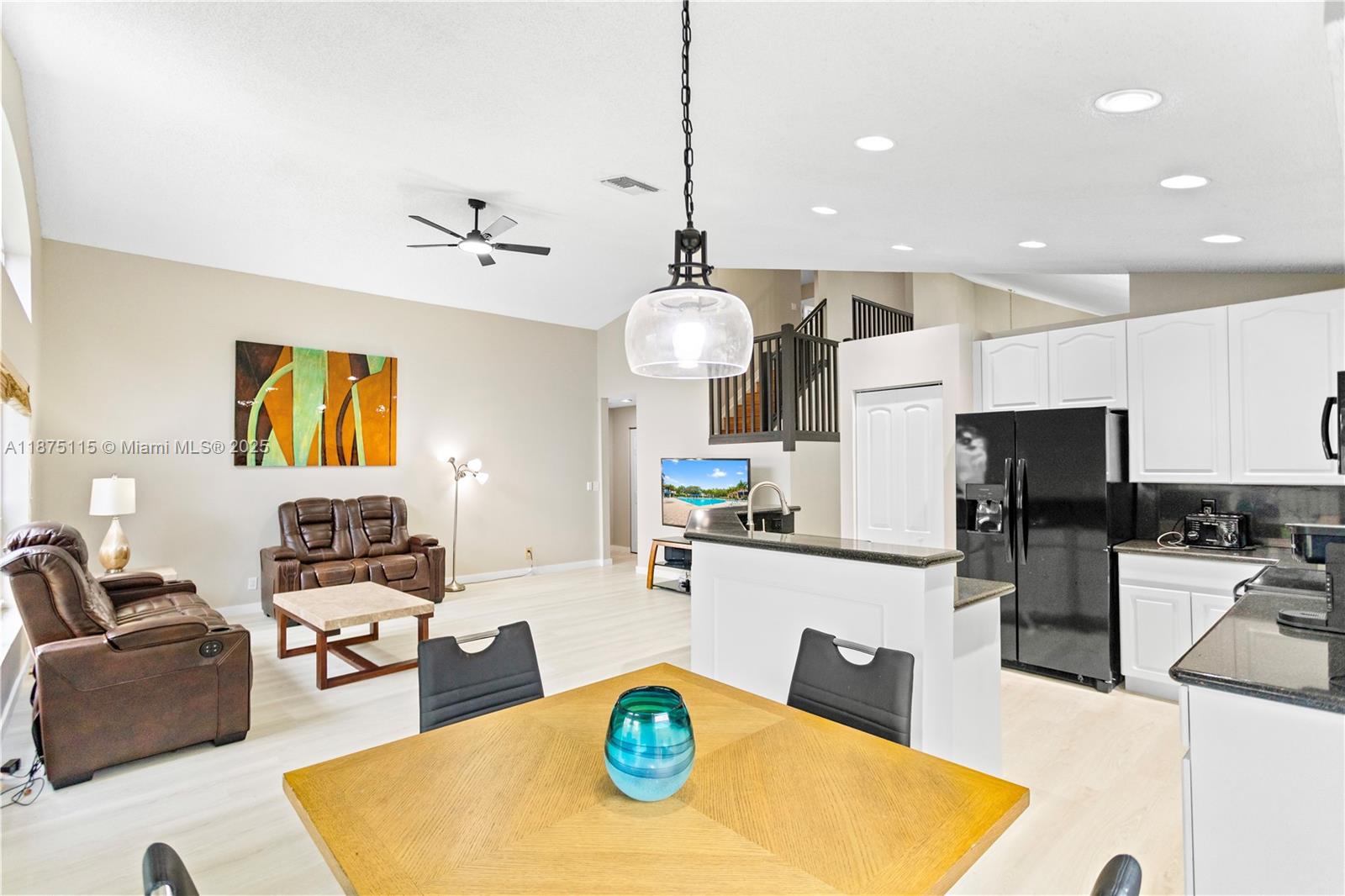 PEMBROKE FALLS 2 HERITAGE - Residential