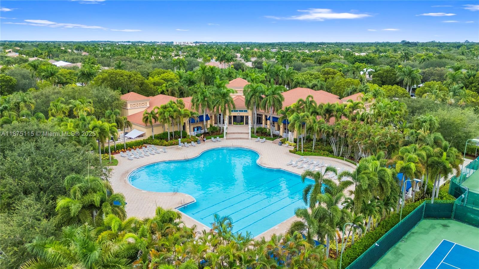 PEMBROKE FALLS 2 HERITAGE - Residential