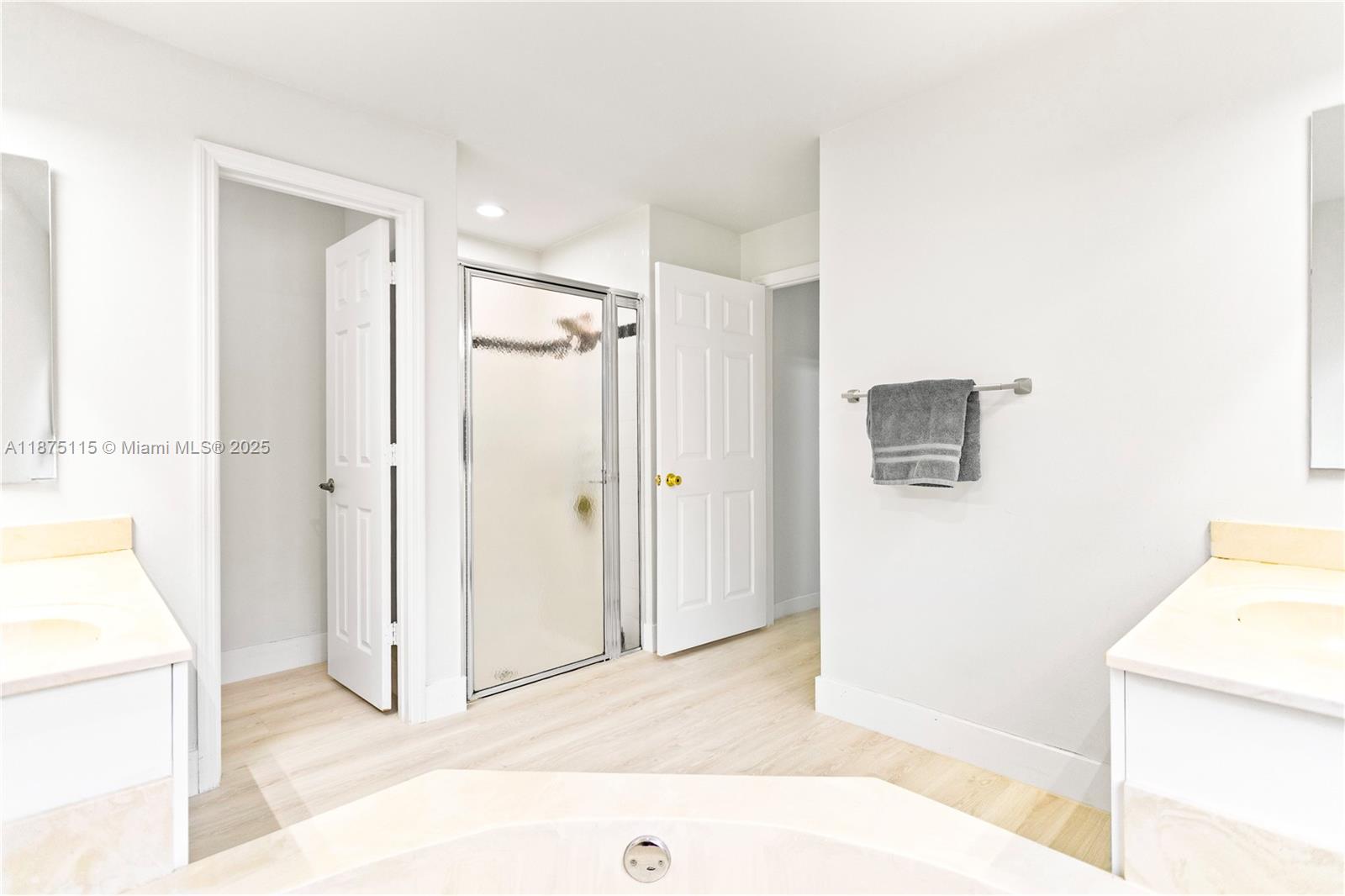 PEMBROKE FALLS 2 HERITAGE - Residential