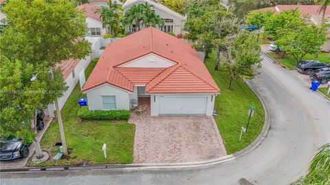 Photo of 3380 SW 50th St, Hollywood, FL 33312 (MLS # A11879752)