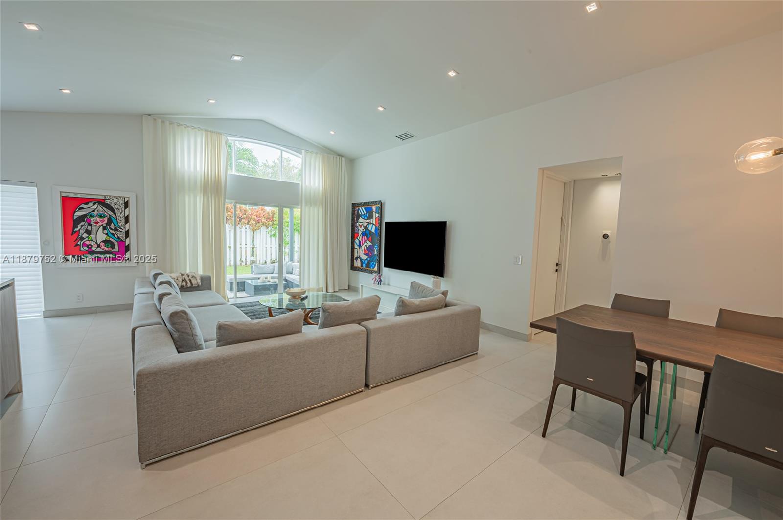 BANYAN OAKRIDGE PLAT - Residential