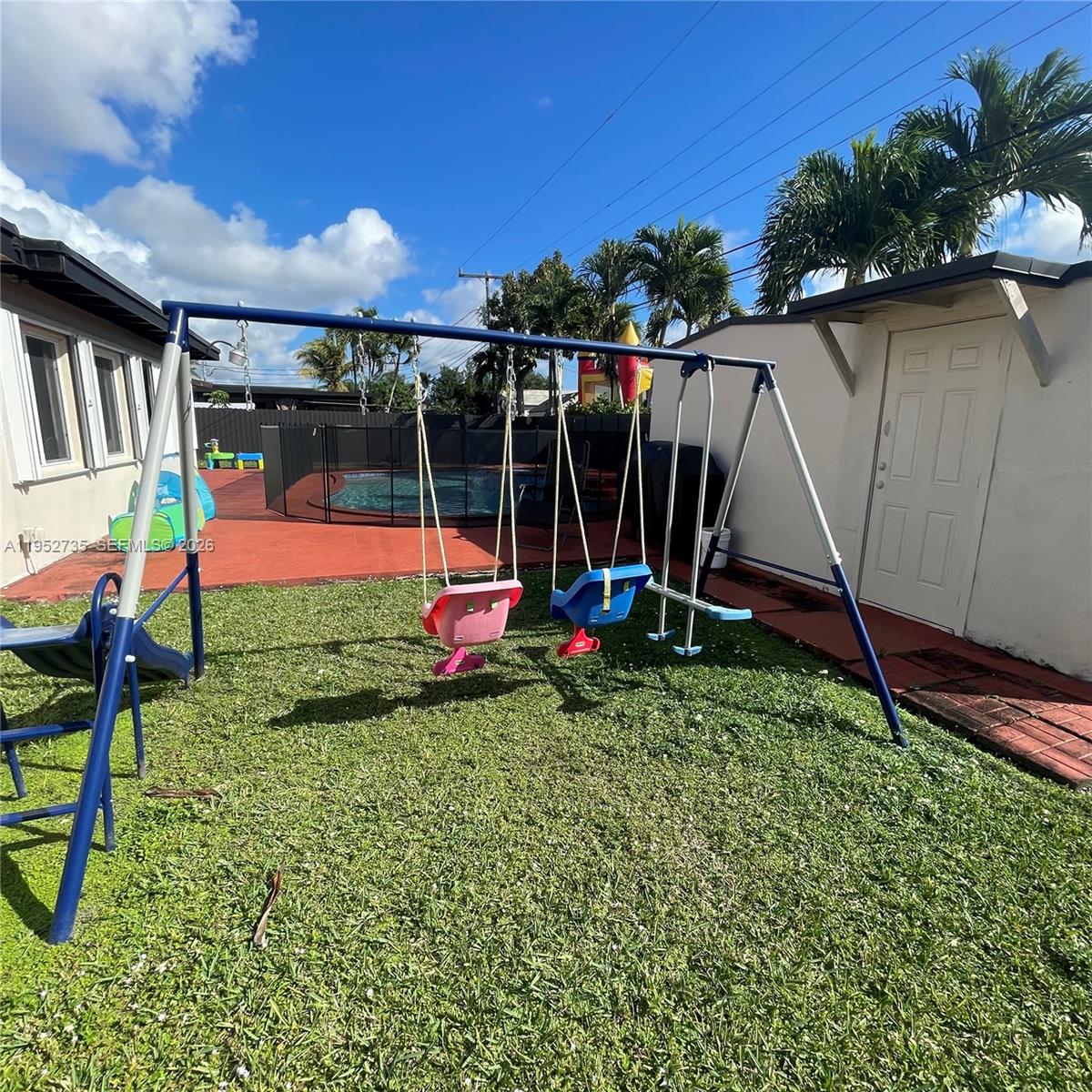 CORAL PARK ESTATES SEC 5 - Residential