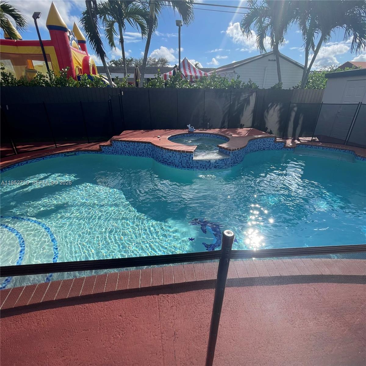 CORAL PARK ESTATES SEC 5 - Residential