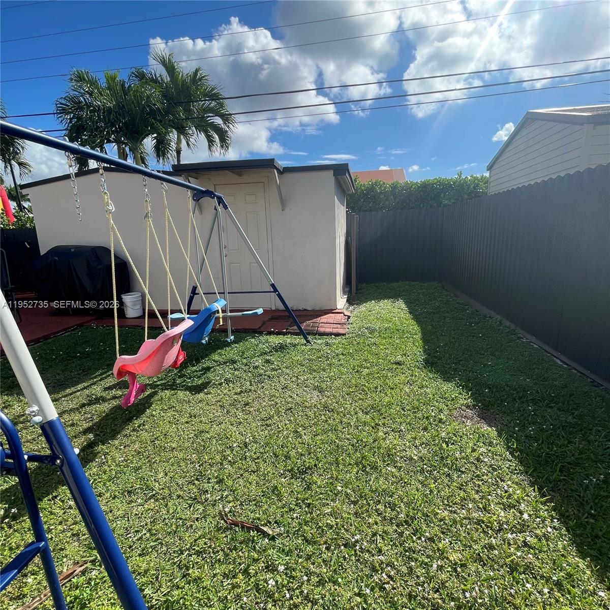 CORAL PARK ESTATES SEC 5 - Residential