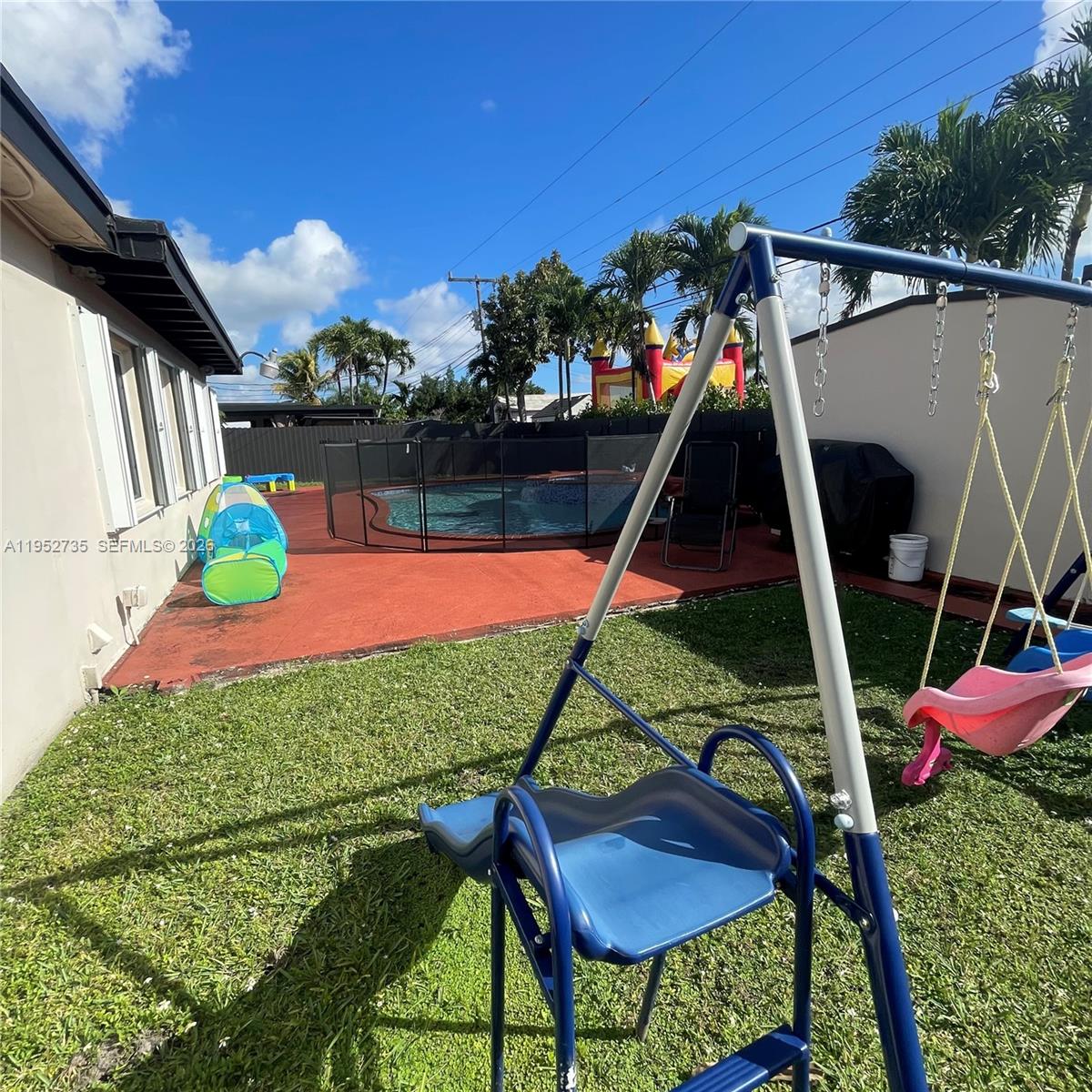 CORAL PARK ESTATES SEC 5 - Residential