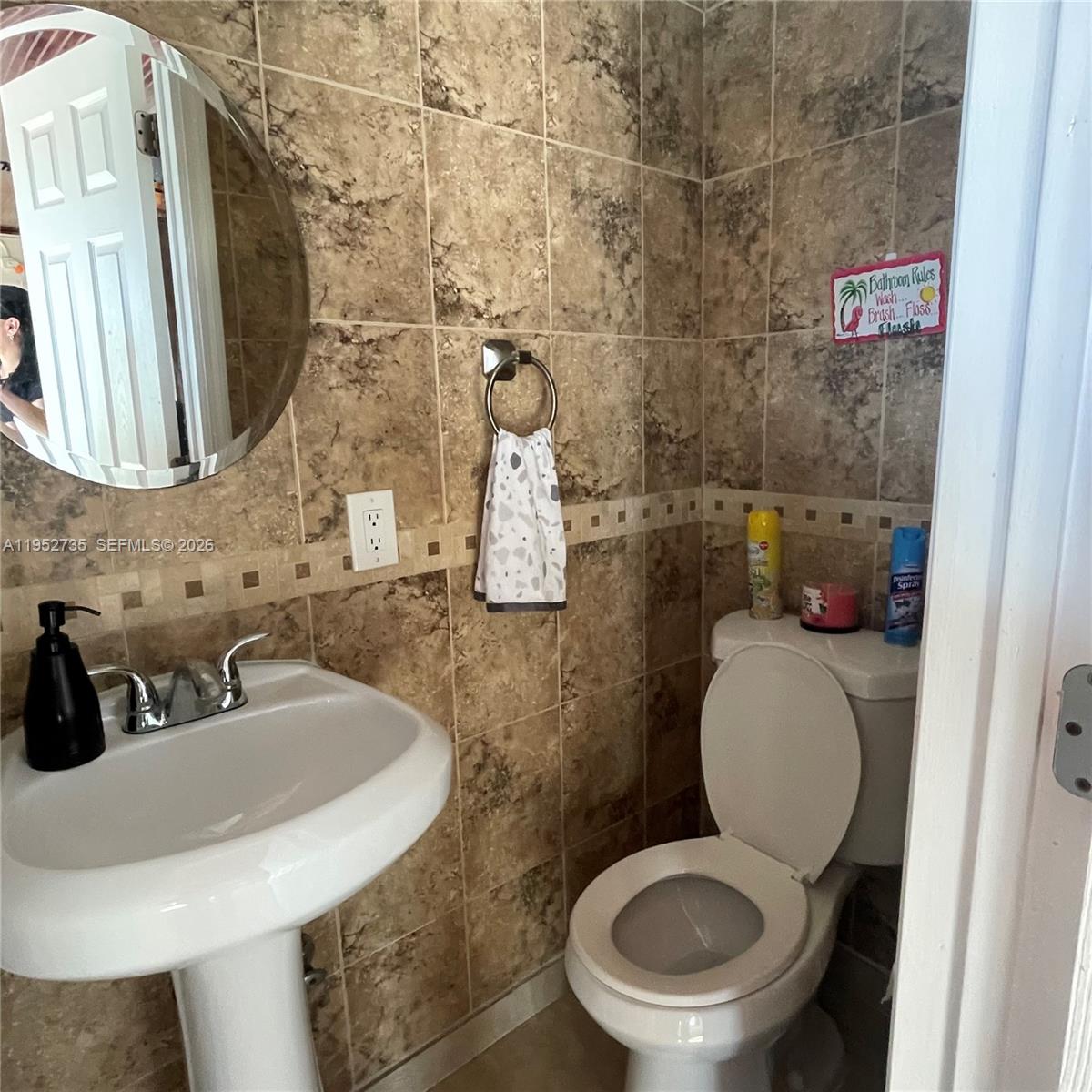 CORAL PARK ESTATES SEC 5 - Residential