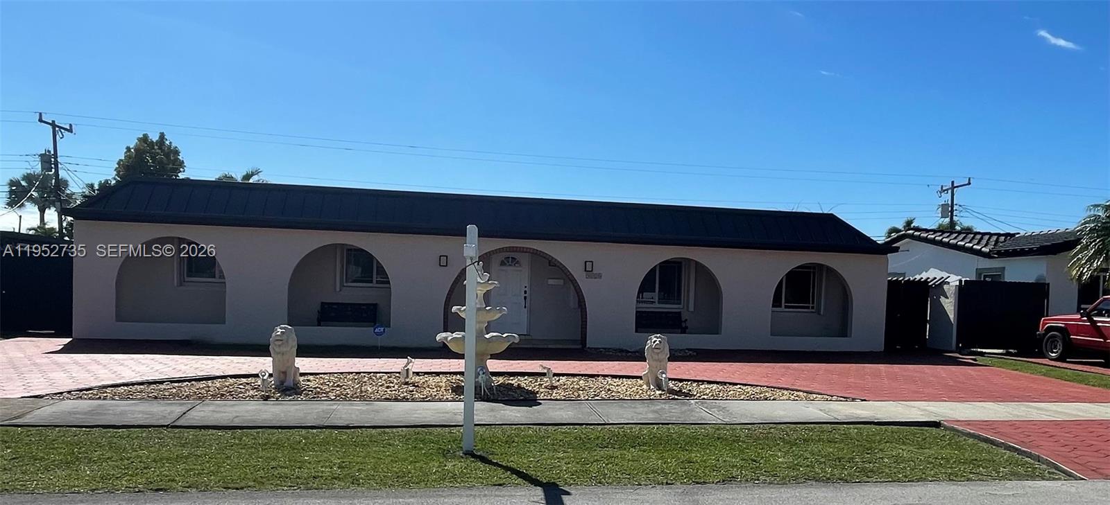 CORAL PARK ESTATES SEC 5 - Residential