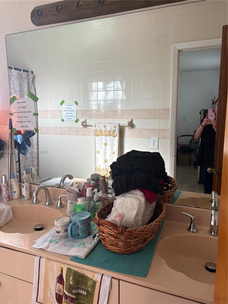 CORAL PARK ESTATES SEC 5 - Residential