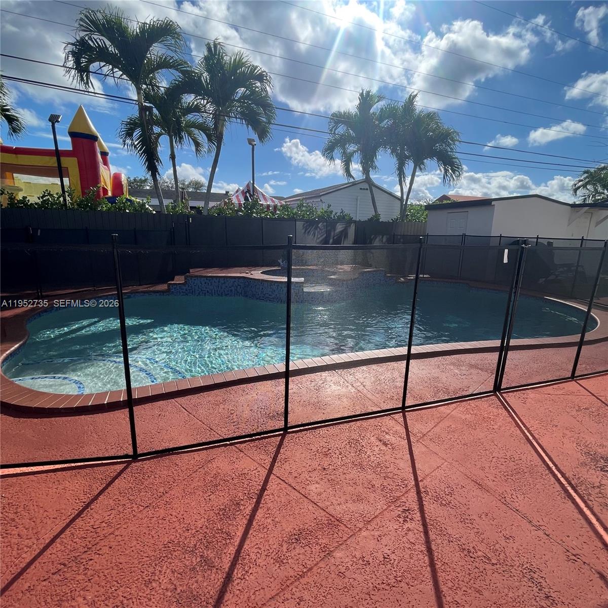 CORAL PARK ESTATES SEC 5 - Residential