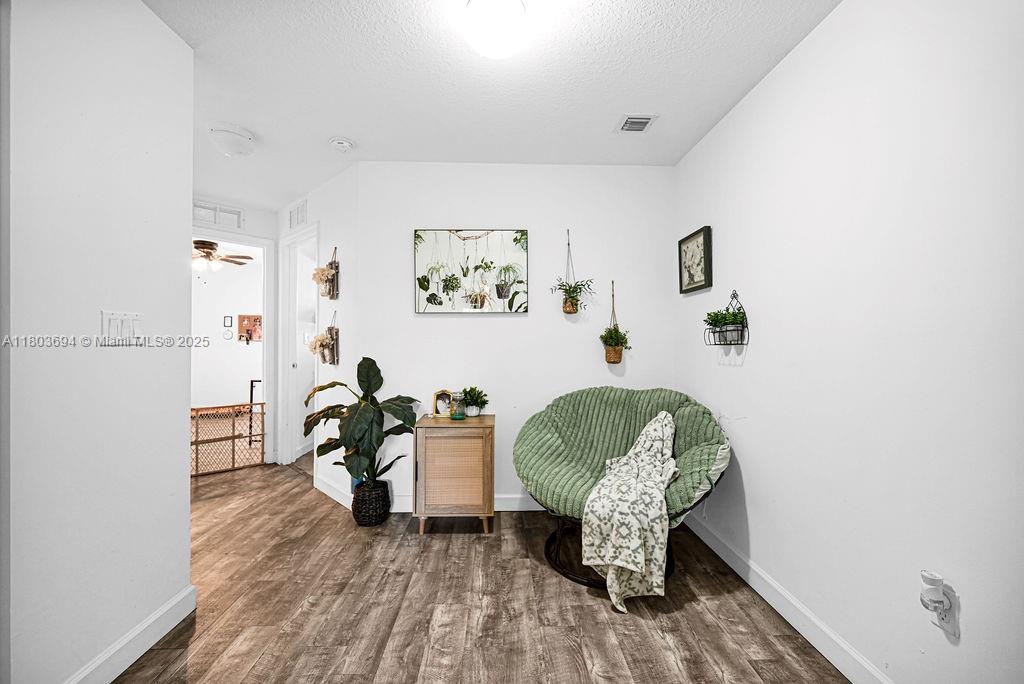 CHAMPION LAKES - Residential