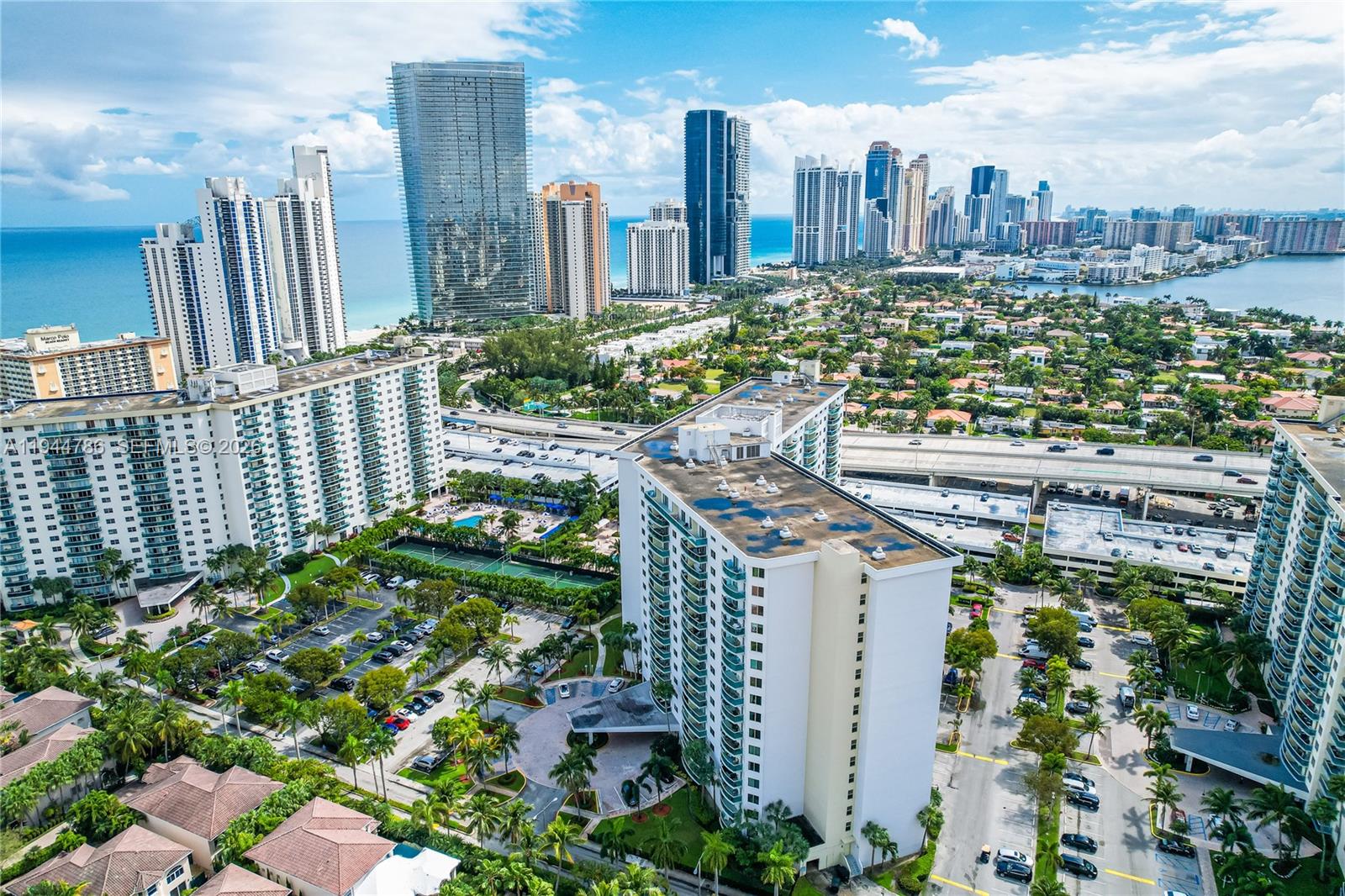 OCEANVIEW BUILDING B COND - Residential