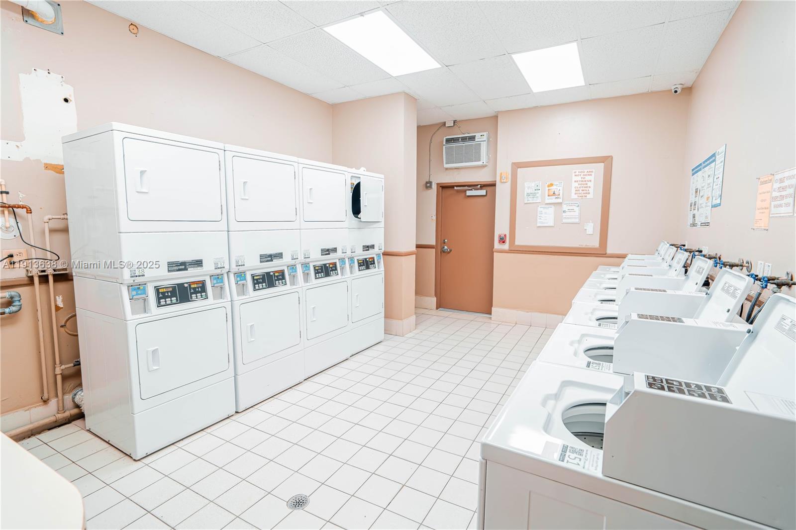 IMPERIAL TOWERS CONDO - Residential