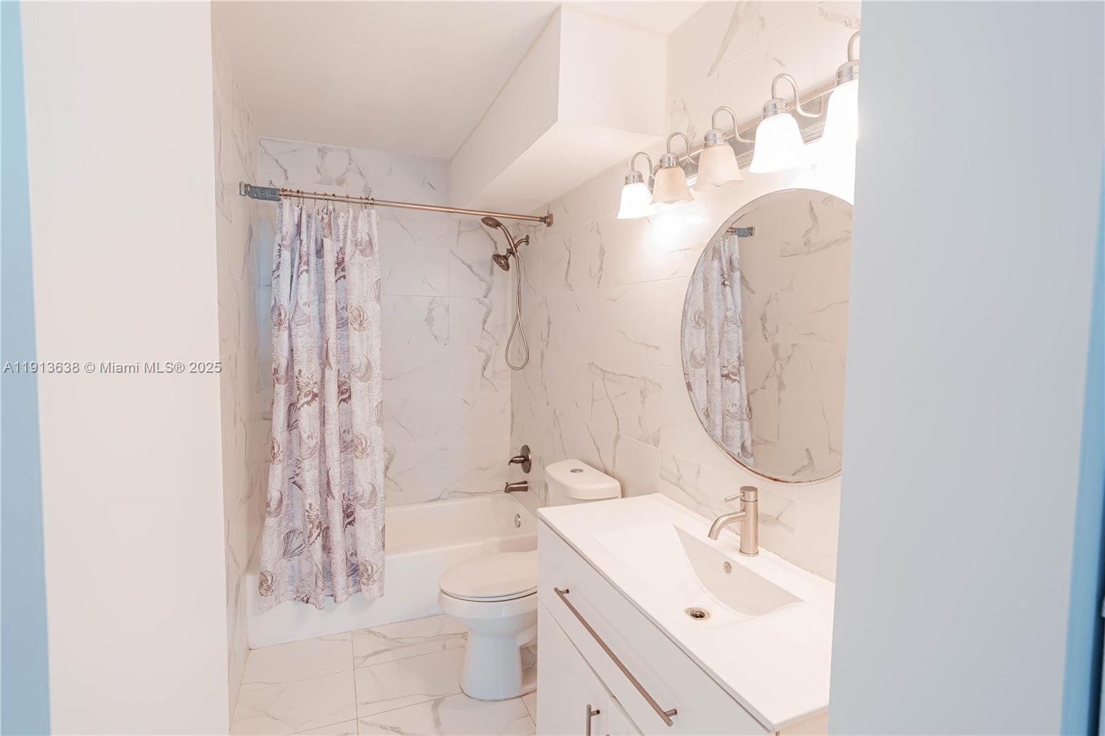 IMPERIAL TOWERS CONDO - Residential