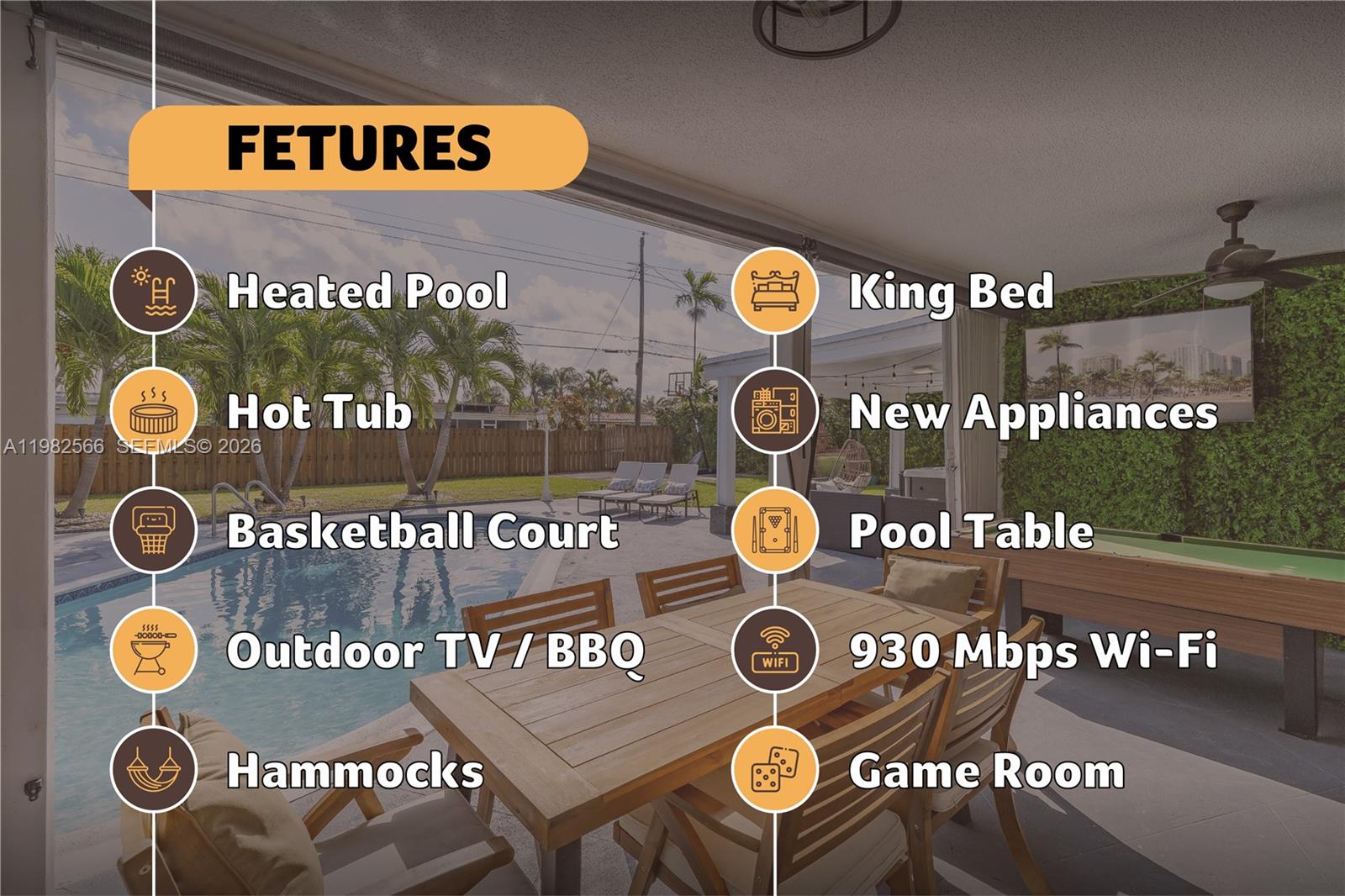 HOLLYWOOD HILLS - Residential