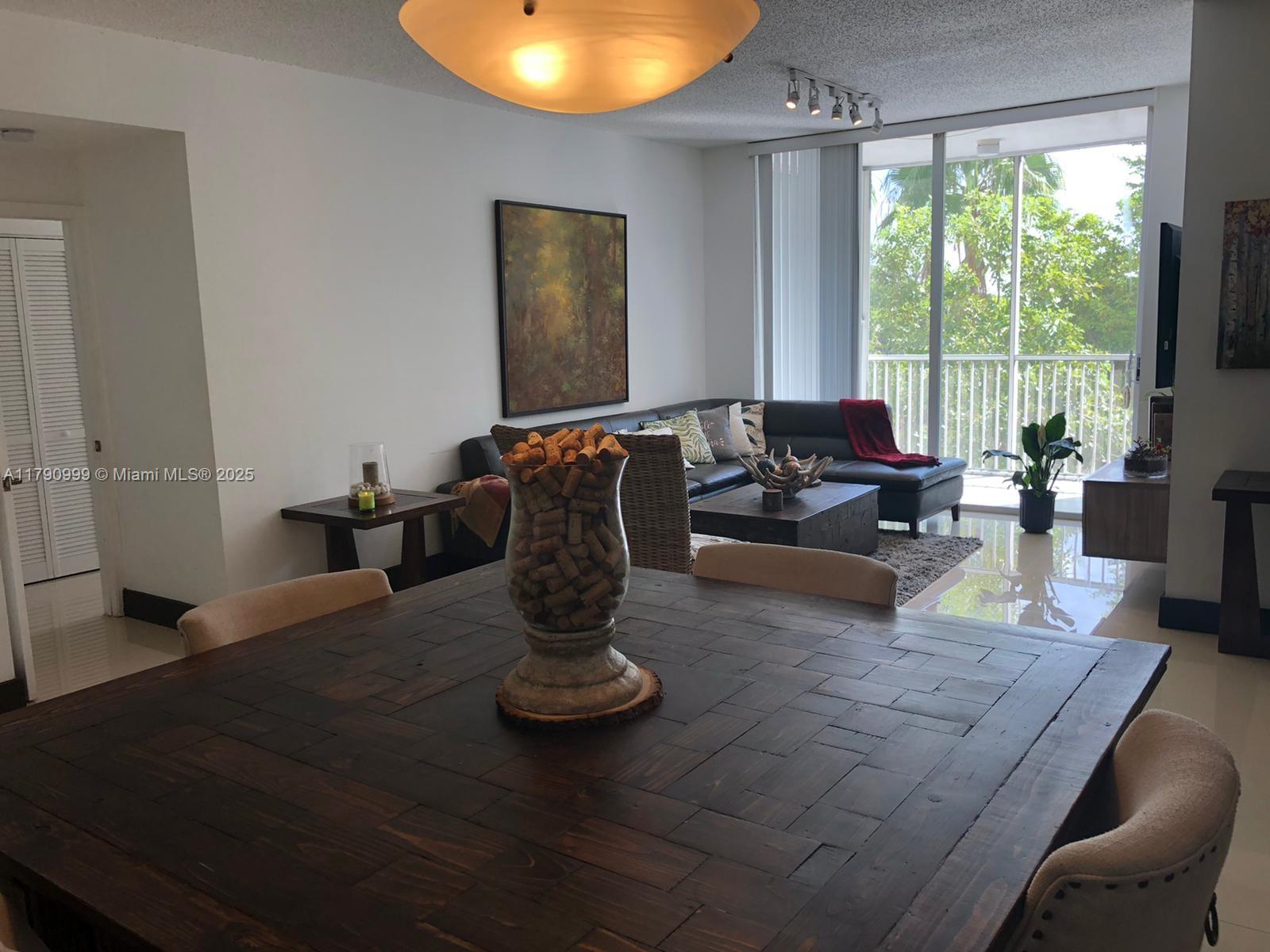 9725 NW 52nd St 407