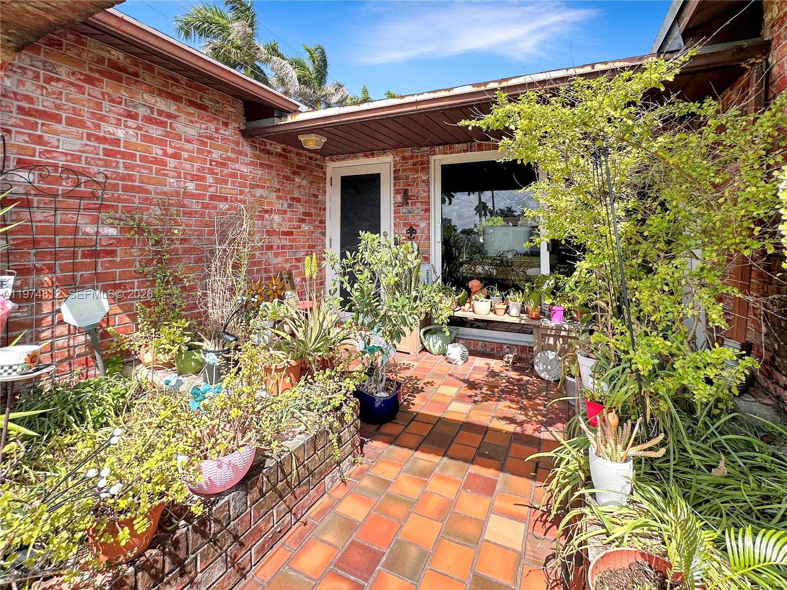 SUNRISE GOLF VLG SEC 24 - Residential