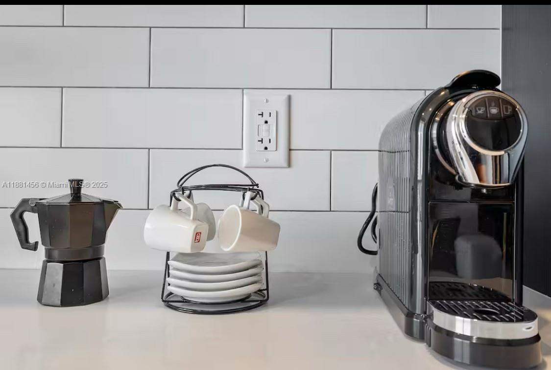 MAP OF MIAMI DADE CO. FL. - Residential