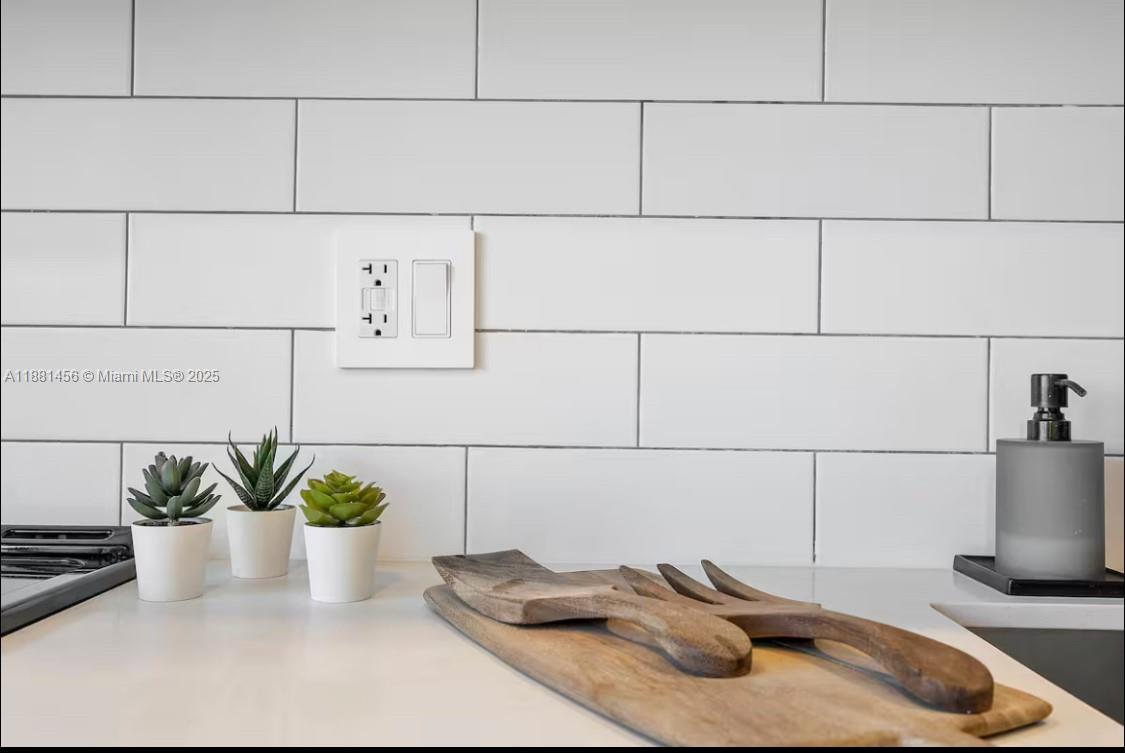 MAP OF MIAMI DADE CO. FL. - Residential