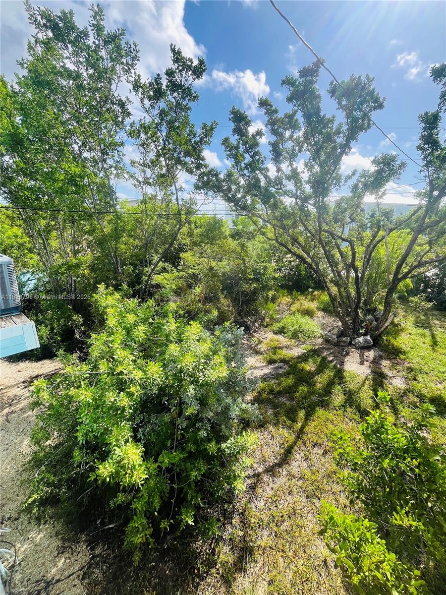 HARBOR SHORES - Residential Lease