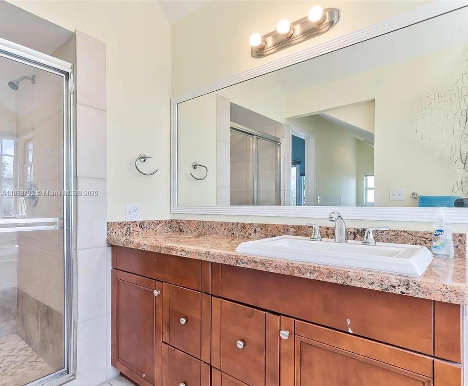 HARBOR SHORES - Residential Lease