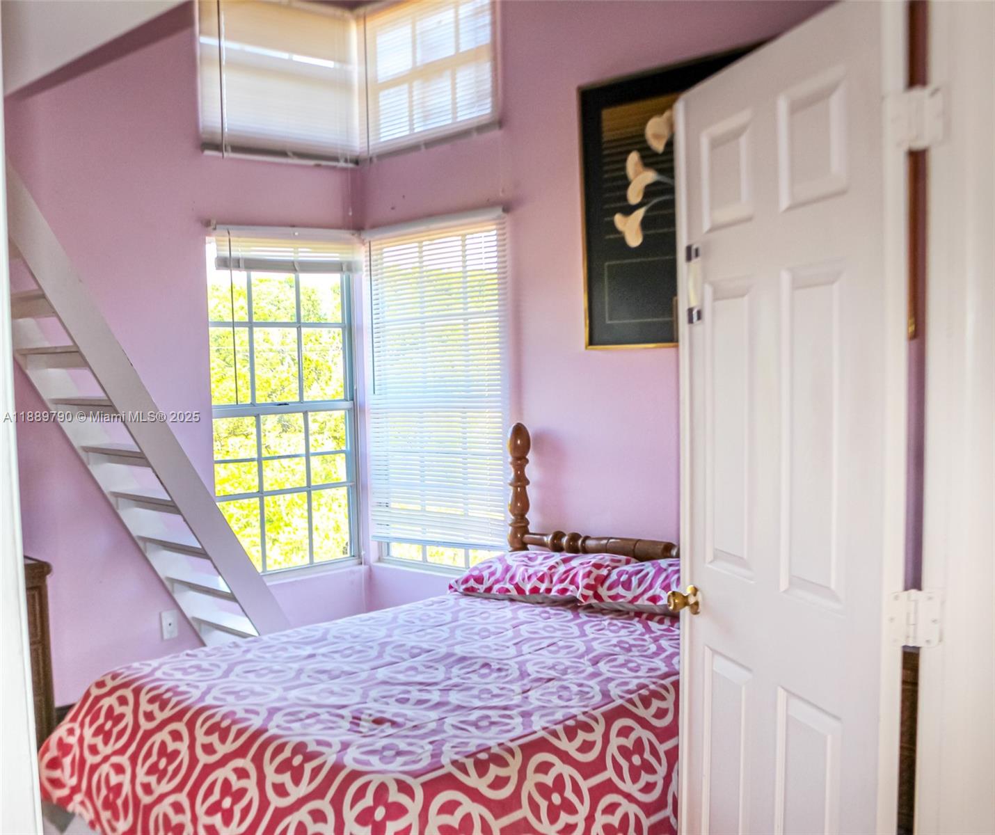 HARBOR SHORES - Residential Lease