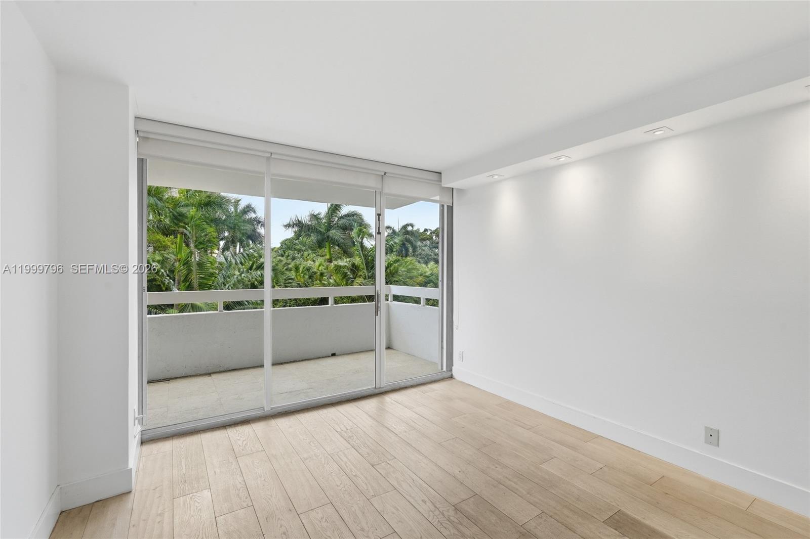 IMPERIAL AT BRICKELL COND - Residential