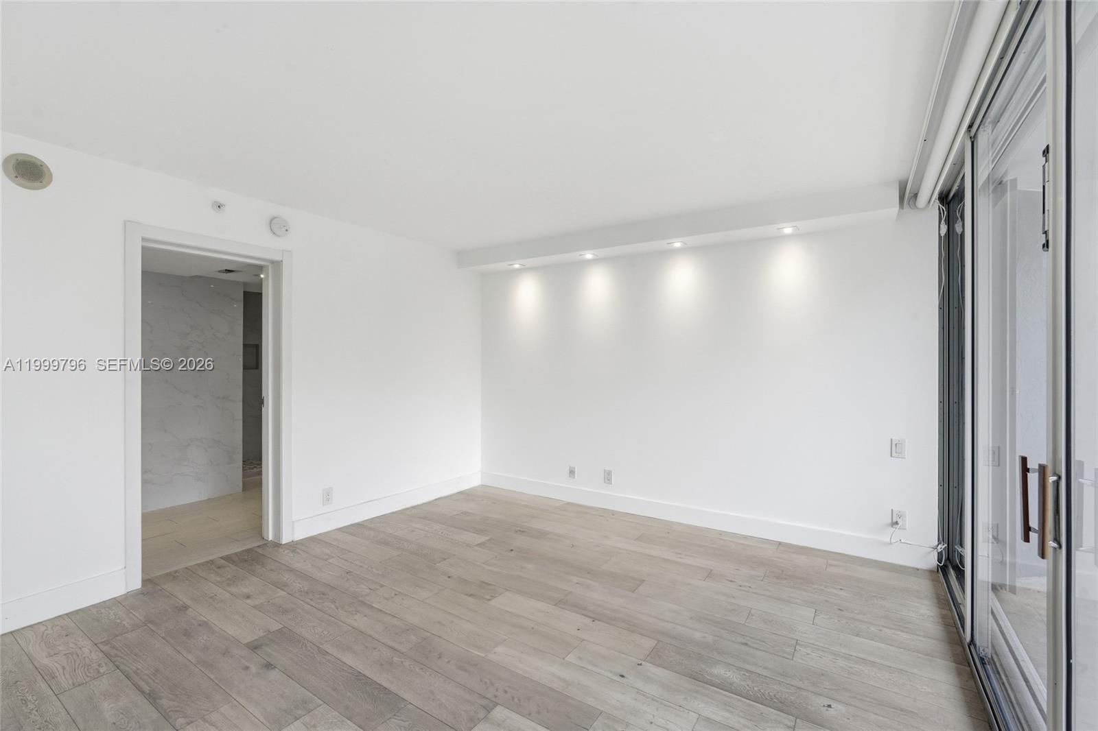 IMPERIAL AT BRICKELL COND - Residential