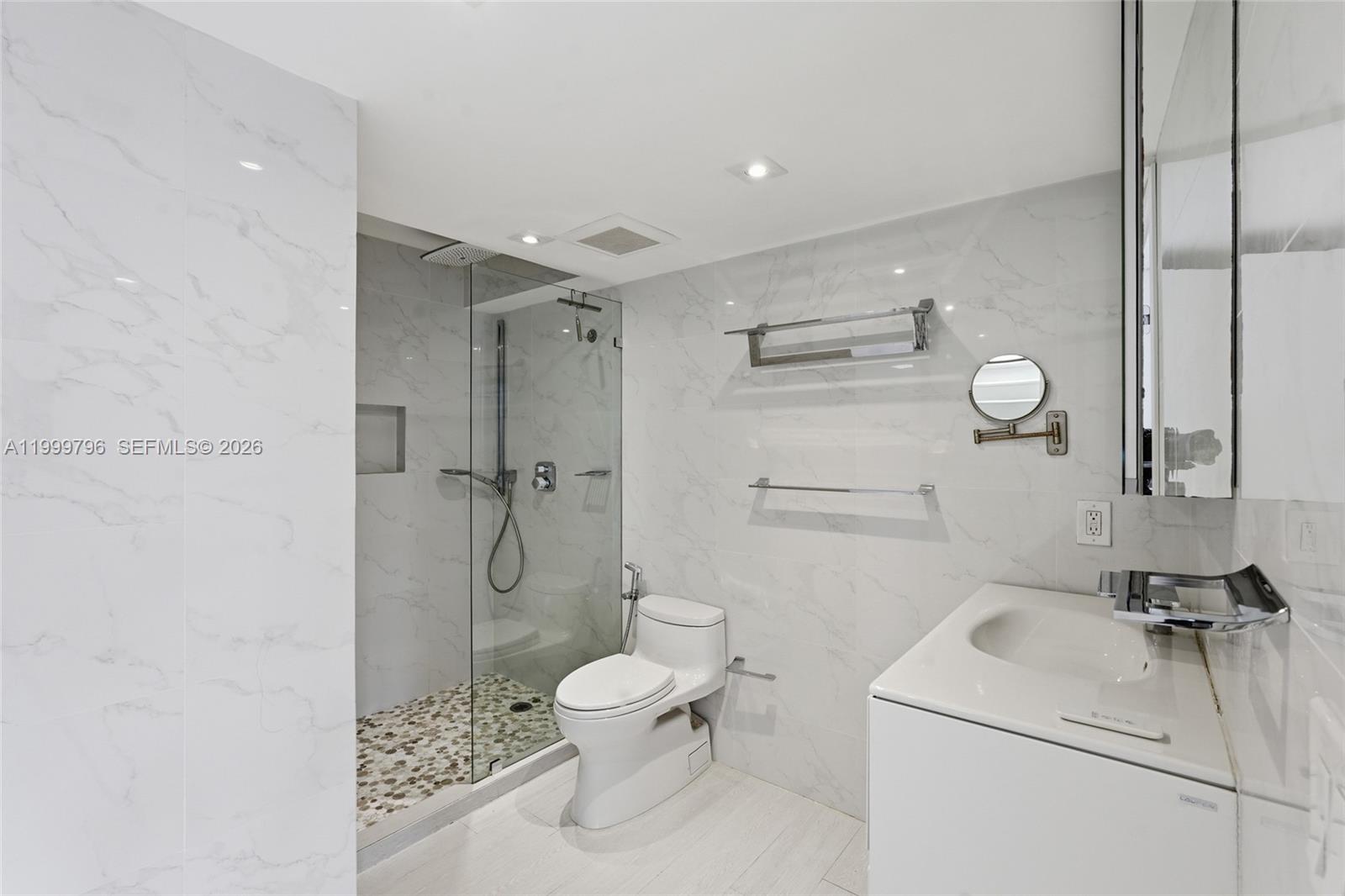 IMPERIAL AT BRICKELL COND - Residential