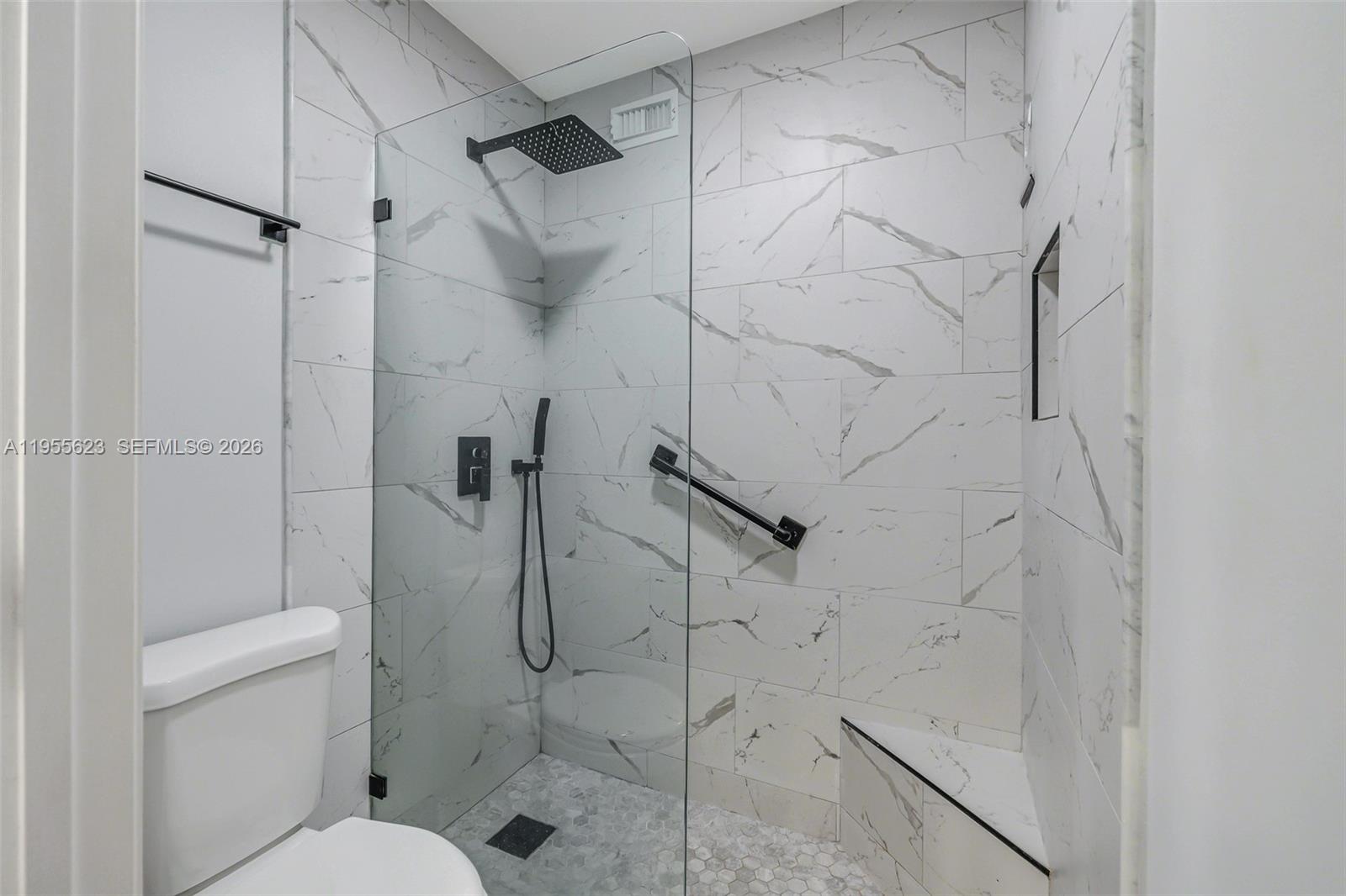 ARBOURS OF THE PALM BEACH - Residential