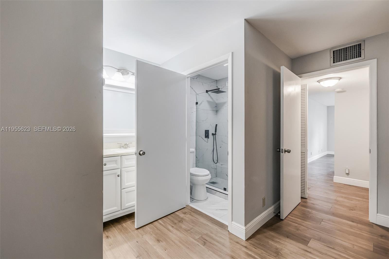 ARBOURS OF THE PALM BEACH - Residential