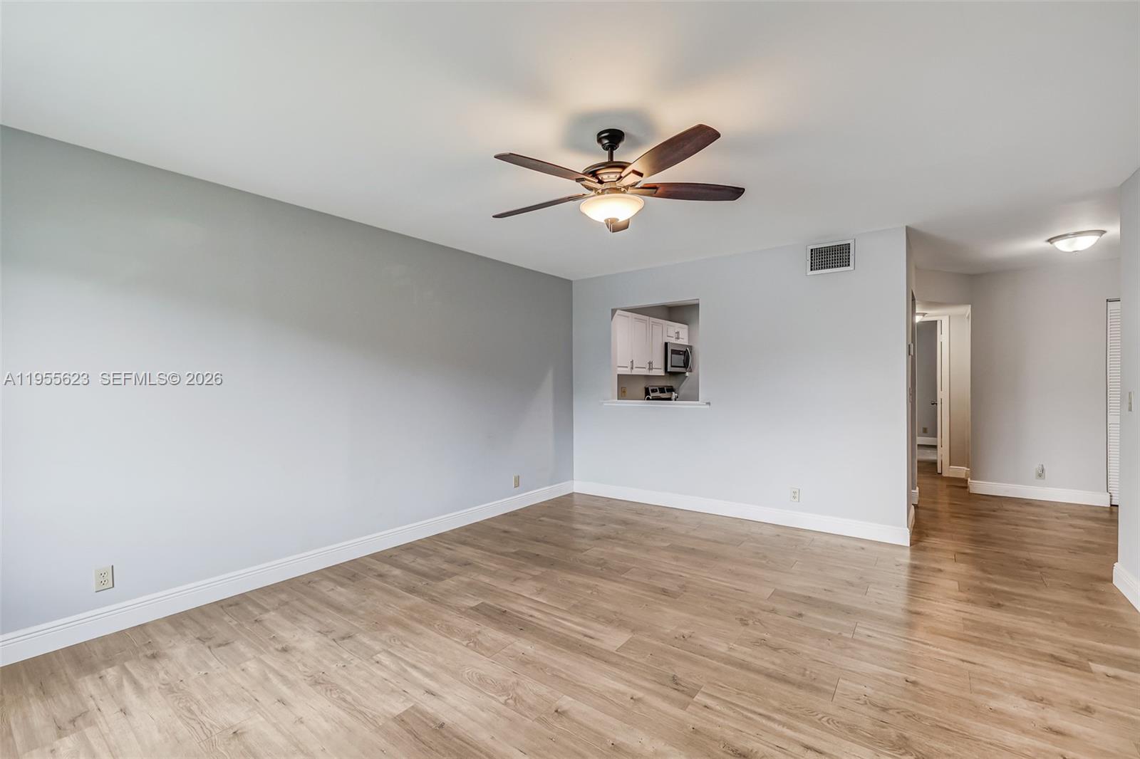 ARBOURS OF THE PALM BEACH - Residential