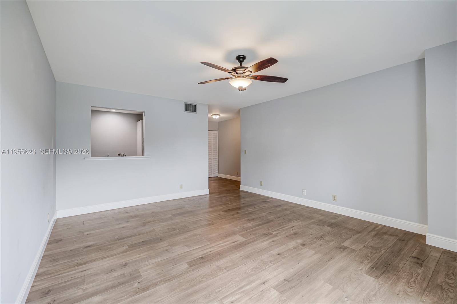 ARBOURS OF THE PALM BEACH - Residential