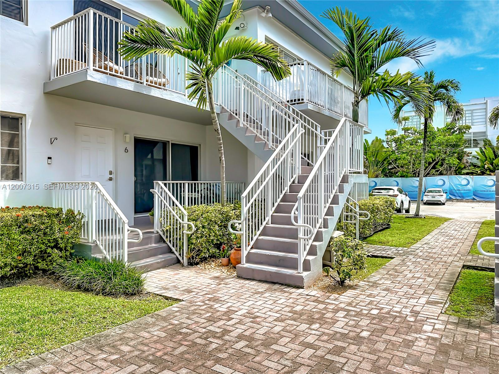 SOUTHERN STAR CONDO - Residential