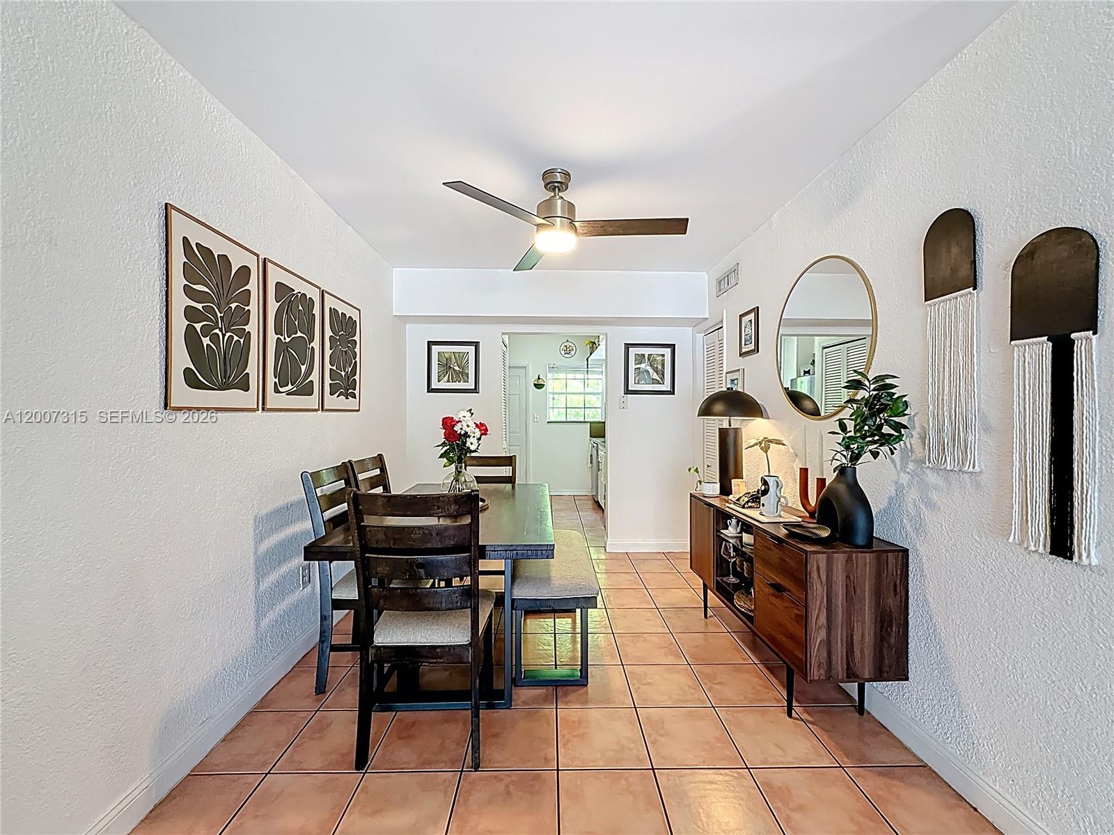 SOUTHERN STAR CONDO - Residential