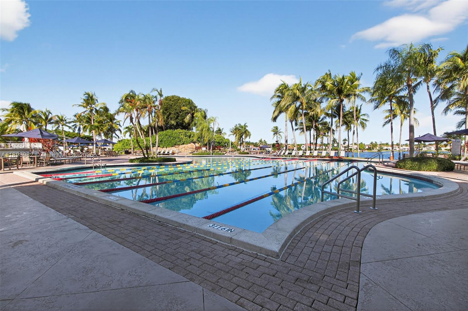 DORAL ISLES CAYMAN - Residential