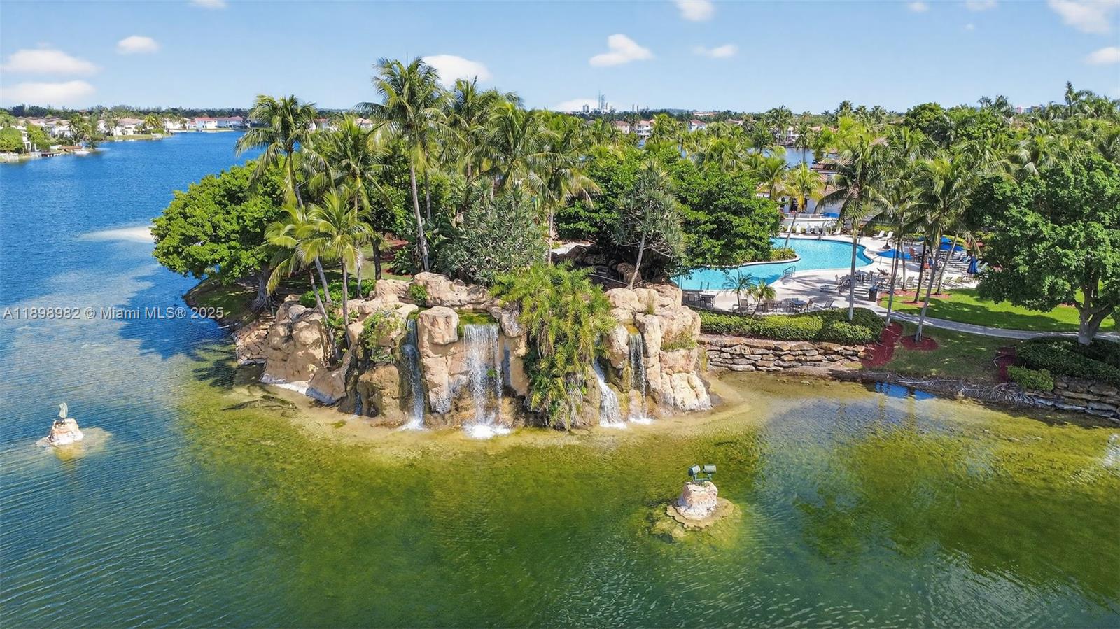 DORAL ISLES CAYMAN - Residential