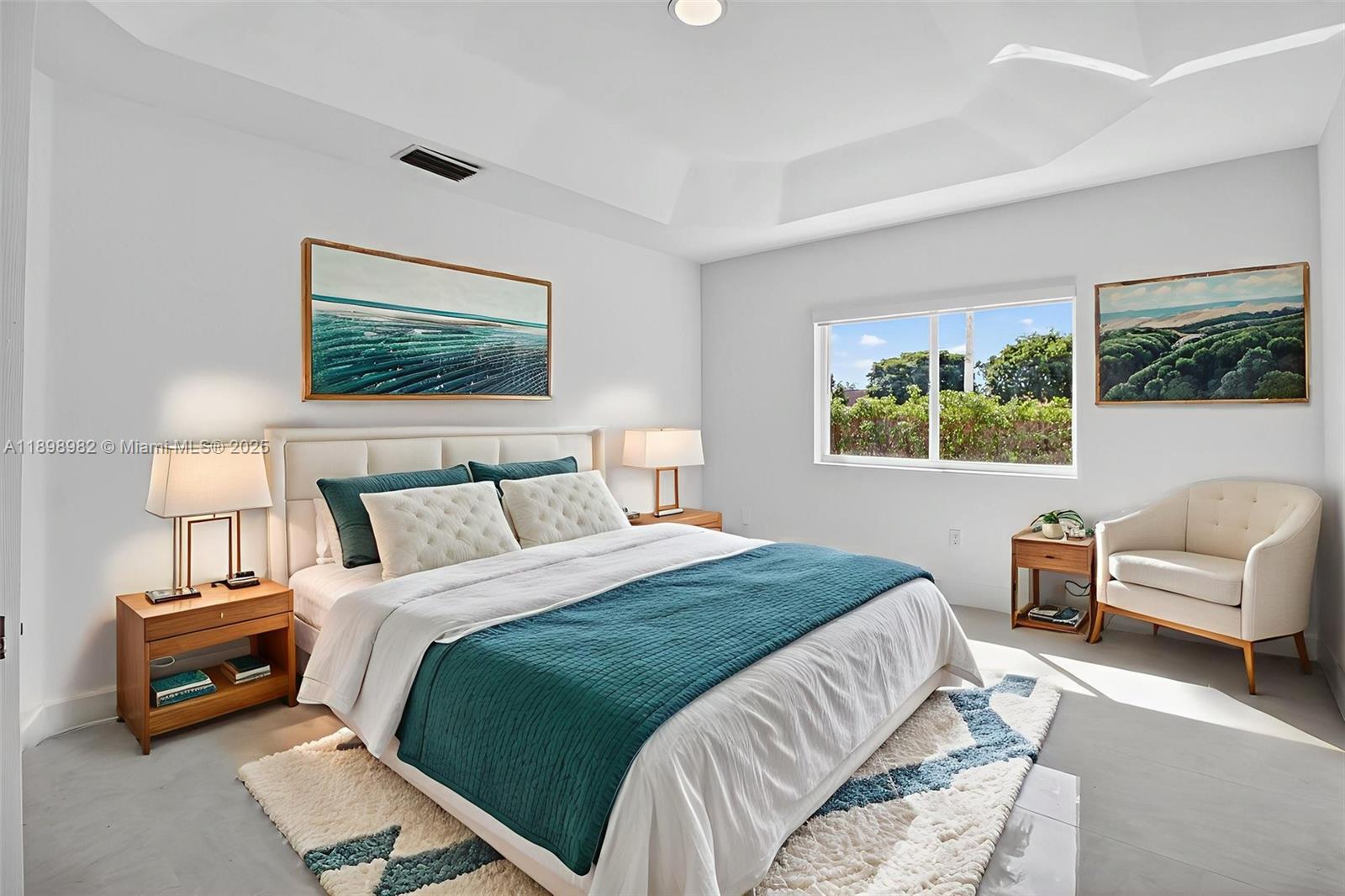 DORAL ISLES CAYMAN - Residential