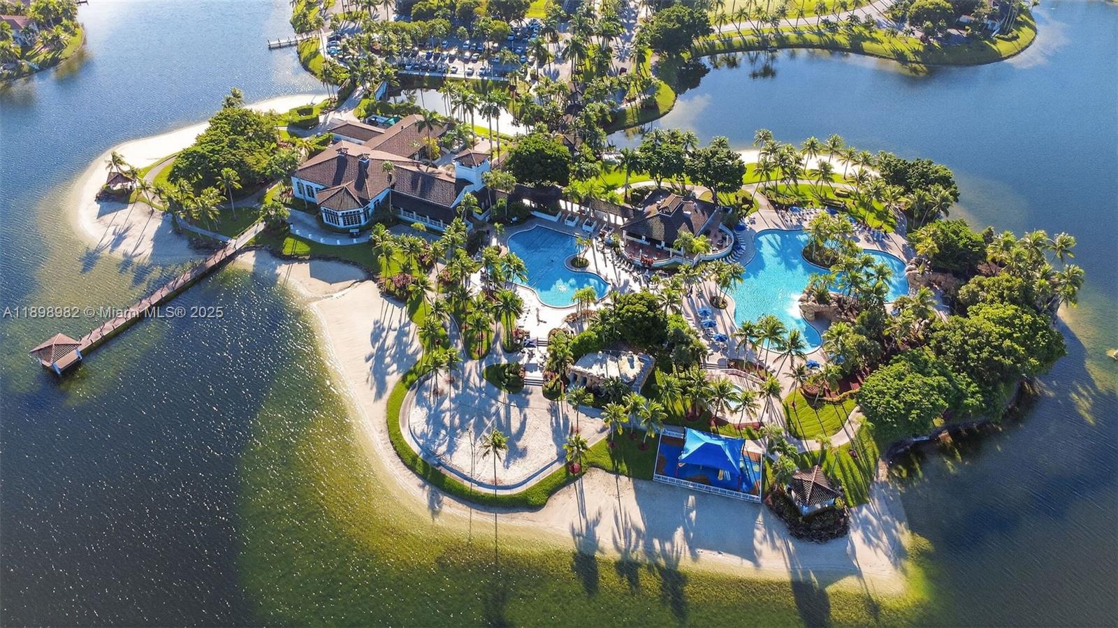 DORAL ISLES CAYMAN - Residential